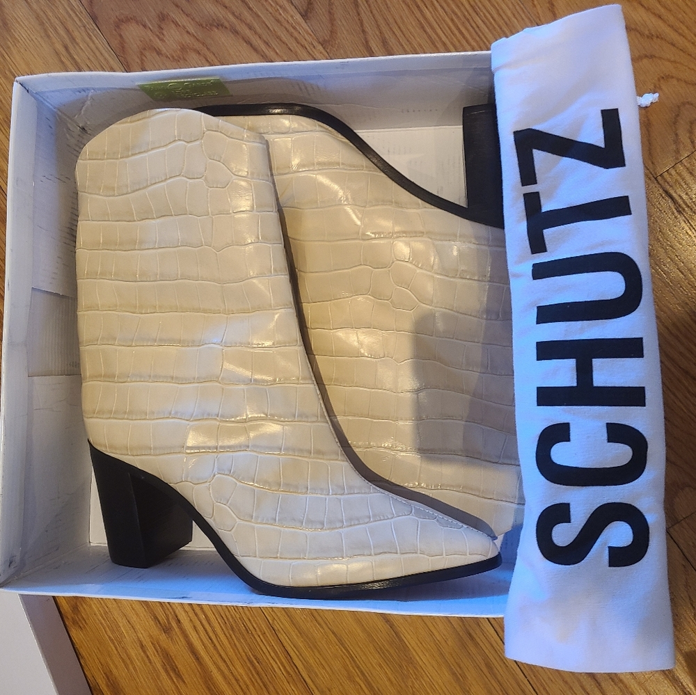 Schutz Vonna Bootie